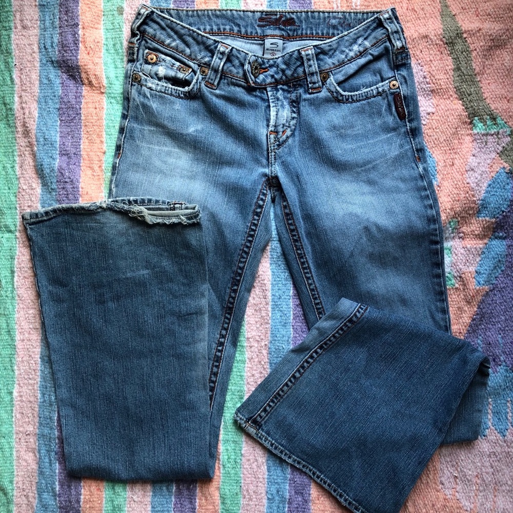 Silver Distressed Boot Cut Blue Jeans Size 28